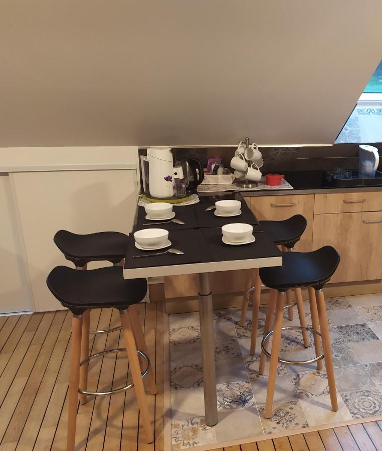 Logement Atypique Bien Etre Au Coeur De La Nature Quimper Exterior foto